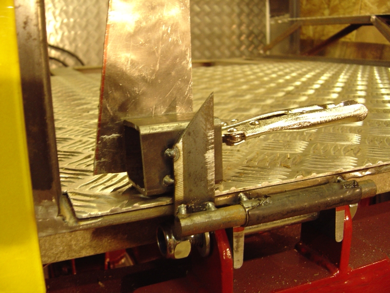 hinge 1